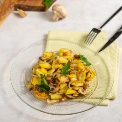 Картофель жареный с грибами